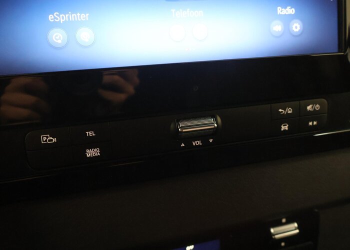 Mercedes-Benz eSprinter 414 GB L2 H2 PRO | 81 kWh | 4250 GVW |
