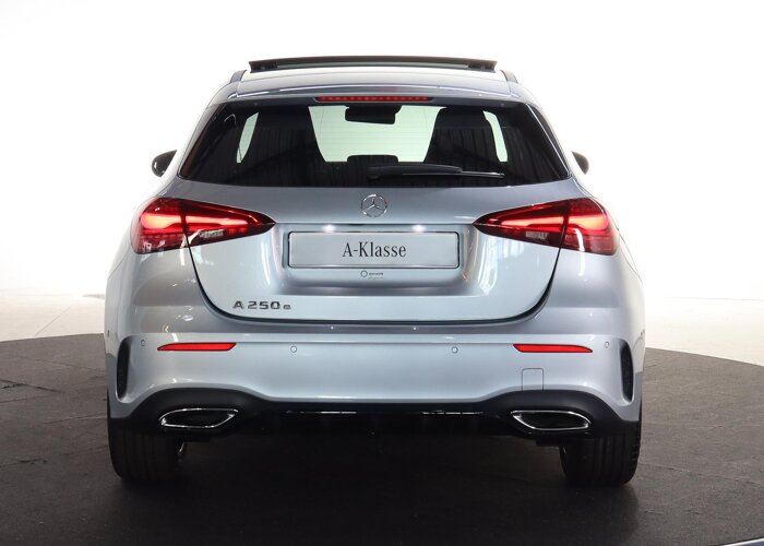 Mercedes-Benz A-Klasse 250e Star Edition AMG Line