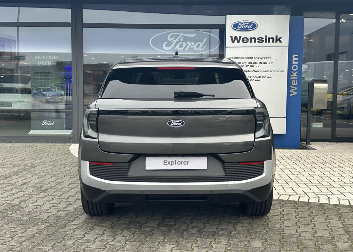 Ford Explorer Premium Extended Range RWD 77 kWh