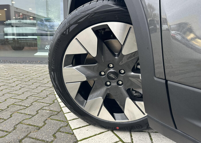 Ford Explorer Premium Extended Range RWD 77 kWh