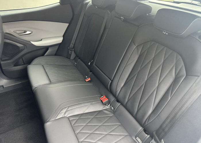 Ford Explorer Premium Extended Range RWD 77 kWh