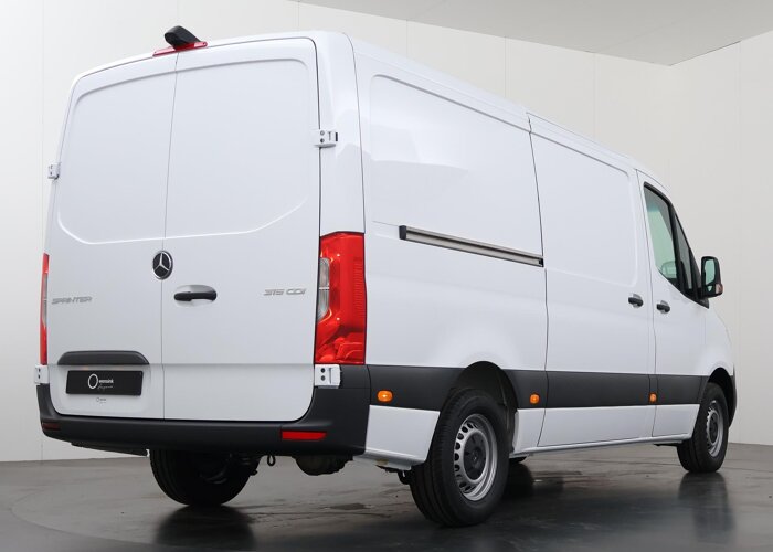 Mercedes-Benz Sprinter 315 CDI | L2 H1 | RWD | PRO | Parkeercamera | Airc