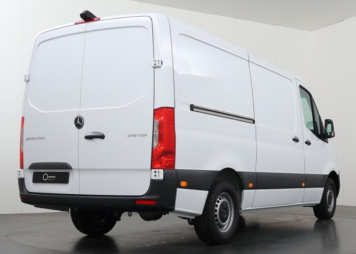 Mercedes-Benz Sprinter 315 CDI | L2 H1 | RWD | PRO