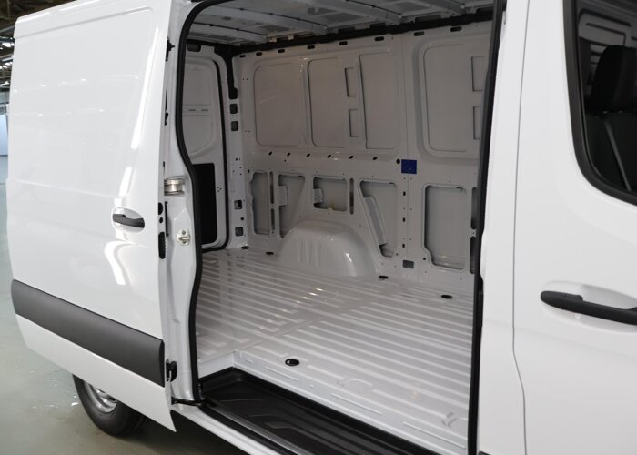 Mercedes-Benz Sprinter 315 CDI | L2 H1 | RWD | PRO