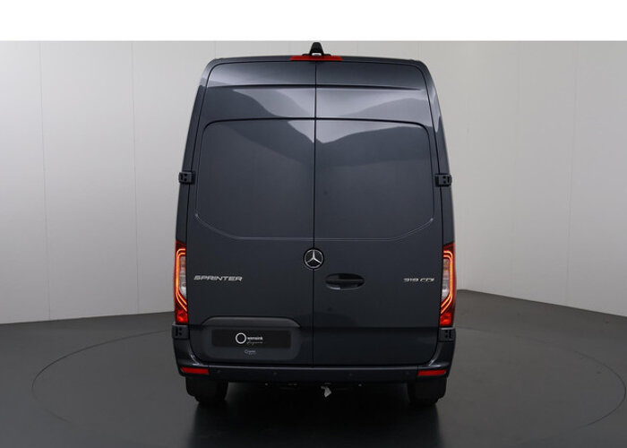 Mercedes-Benz Sprinter 319 L2H2 RWD SELECT