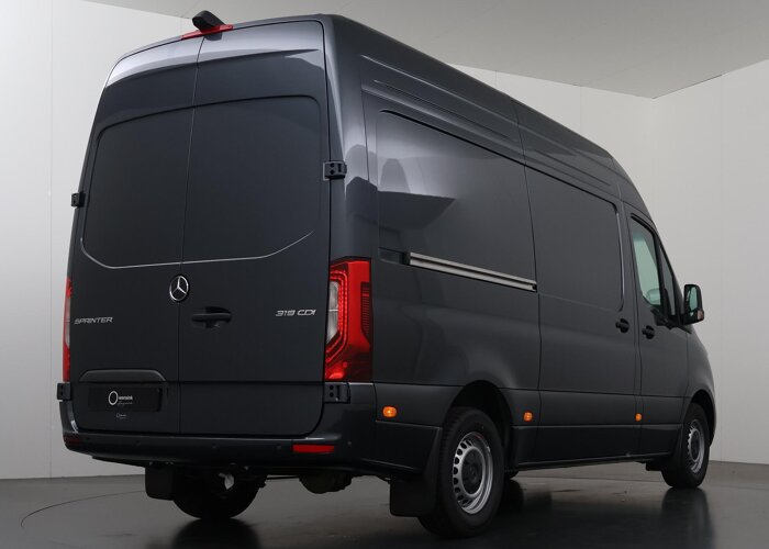 Mercedes-Benz Sprinter 319 L2H2 RWD SELECT