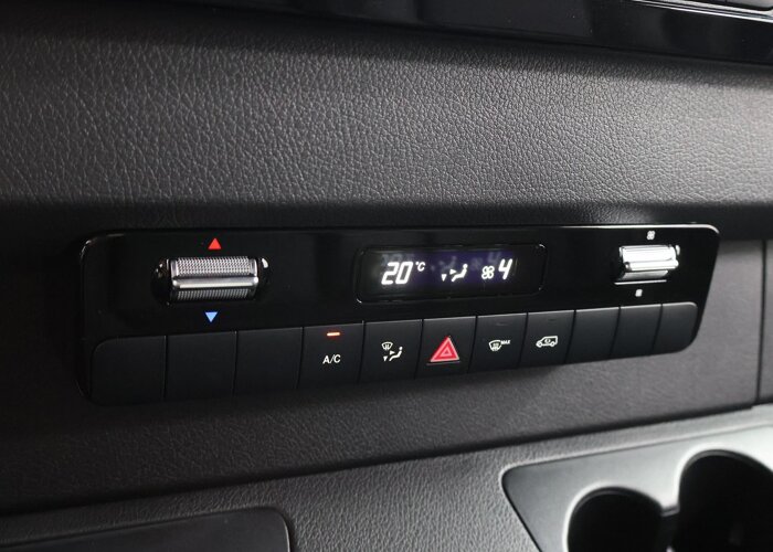 Mercedes-Benz Sprinter 319 CDI L2 H2 RWD Select |