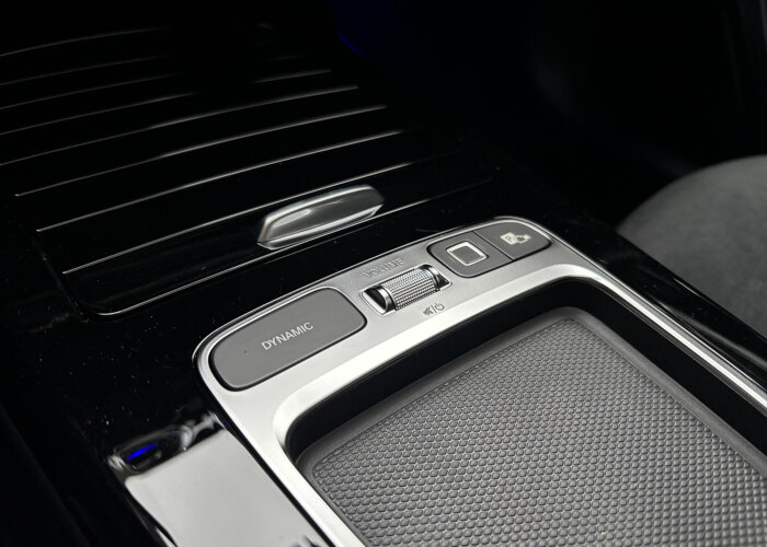 Mercedes-Benz A-Klasse 180 Business Solution AMG