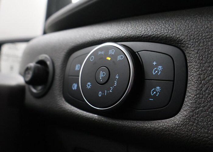 Ford Transit 350 2.0 TDCI | L2 H2 | AUT. | 165 PK | LIMITED |