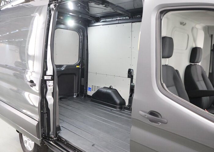Ford Transit 350 2.0 TDCI | L2 H2 | AUT. | 165 PK | LIMITED |