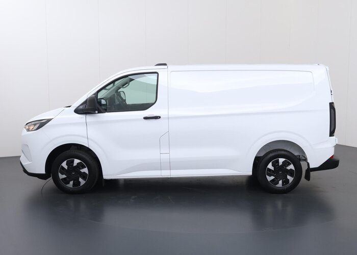 Ford Transit Custom 320 2.5 PHEV L1 H1 | Aut. | TREND |
