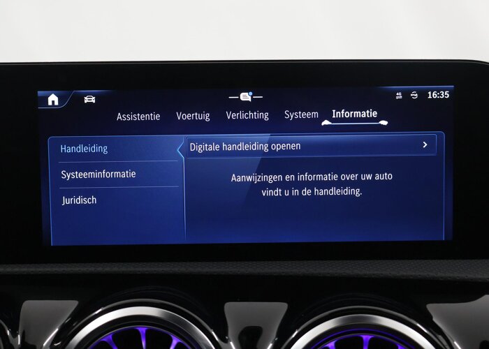 Mercedes-Benz A-Klasse 180 AMG Line