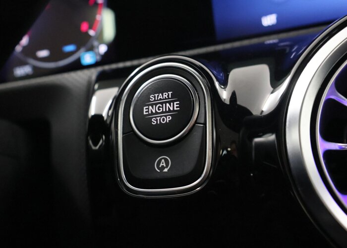 Mercedes-Benz A-Klasse 180 AMG Line