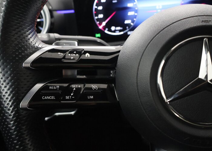 Mercedes-Benz A-Klasse 180 AMG Line