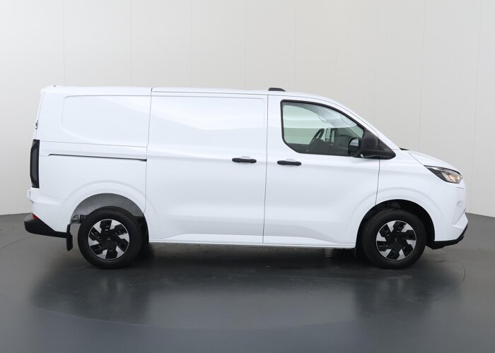 Ford Transit Custom 320 | 2.5 PHEV | L1 H1 | TREND |