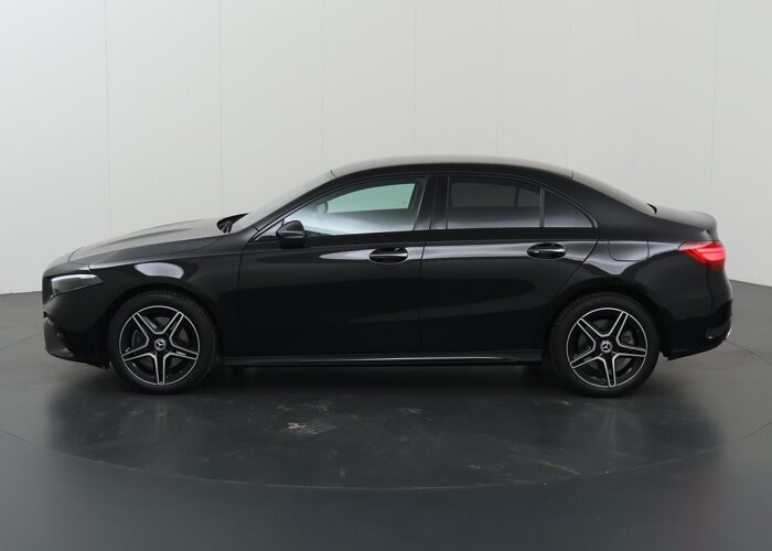 Mercedes-Benz A-Klasse 250 e AMG Line