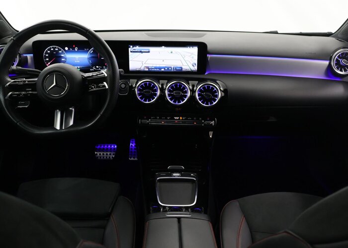 Mercedes-Benz A-Klasse 250 e AMG Line