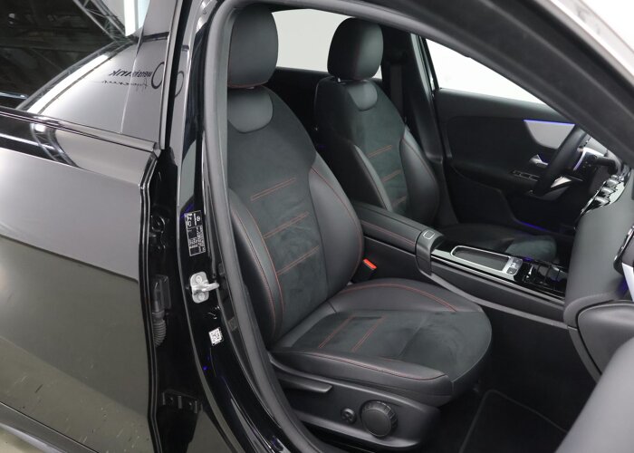 Mercedes-Benz A-Klasse 250 e AMG Line