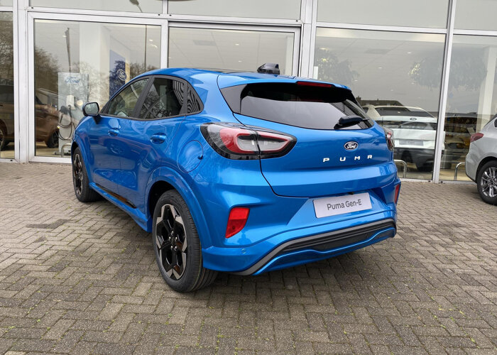 Ford Puma Gen-E Premium 44 kWh