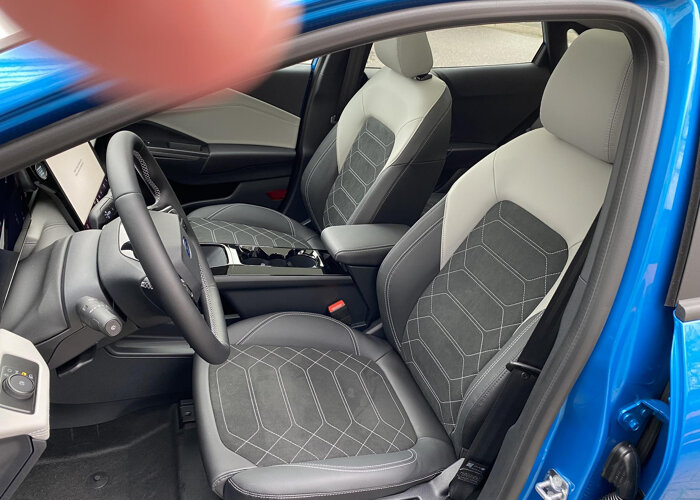 Ford Puma Gen-E Premium 44 kWh
