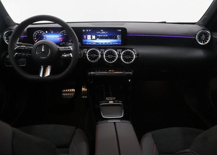 Mercedes-Benz A-Klasse 180 Business Solution AMG