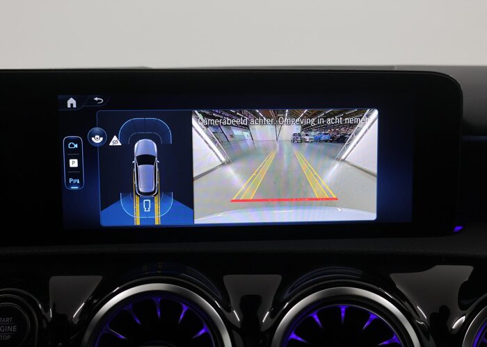 Mercedes-Benz A-Klasse 180 Business Solution AMG