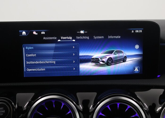 Mercedes-Benz A-Klasse 180 Business Solution AMG