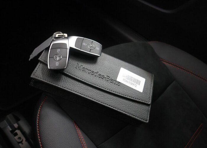 Mercedes-Benz A-Klasse 180 Business Solution AMG