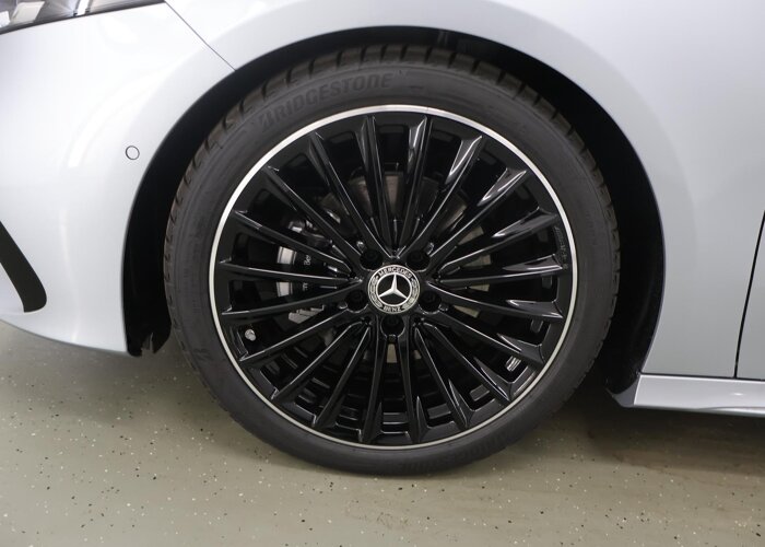 Mercedes-Benz A-Klasse 180 Business Solution AMG