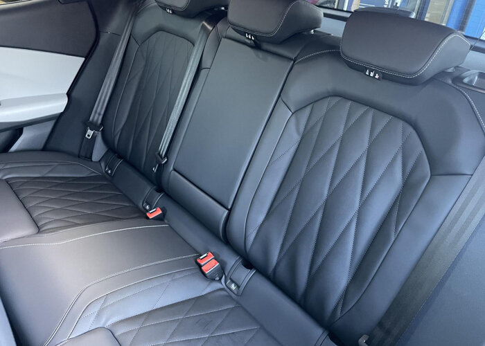 Ford Explorer Premium Extended Range RWD 77 kWh