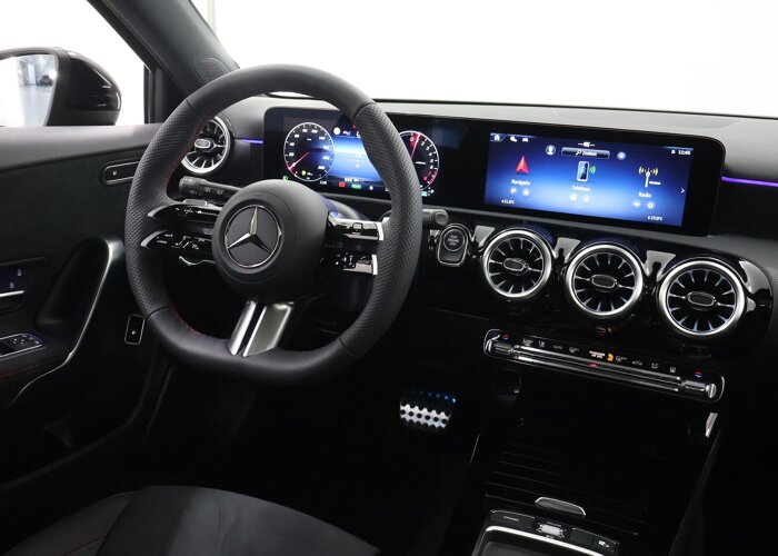 Mercedes-Benz A-Klasse 250e Business Solution AMG
