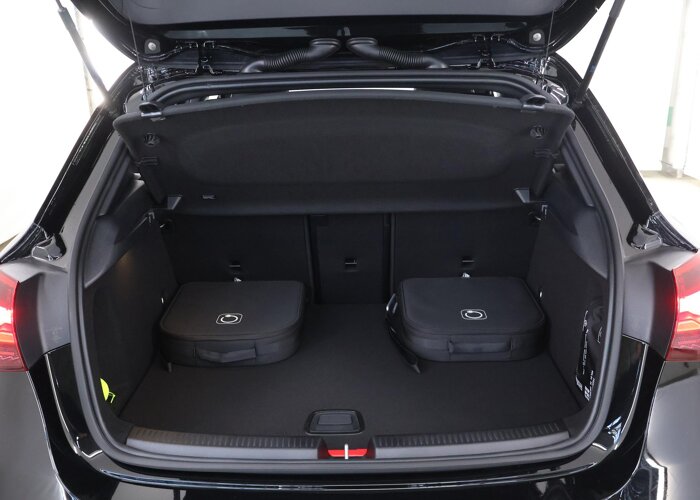Mercedes-Benz A-Klasse 250e Business Solution AMG