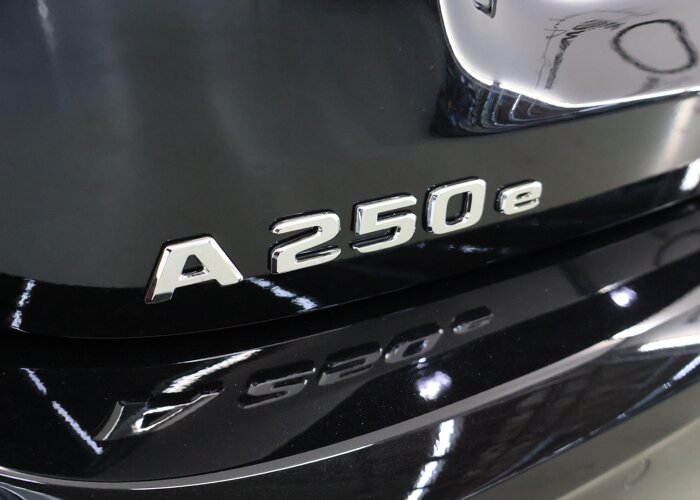 Mercedes-Benz A-Klasse 250e Business Solution AMG