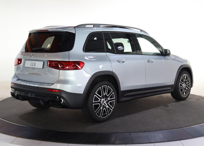 Mercedes-Benz GLB 180 Business Solution AMG