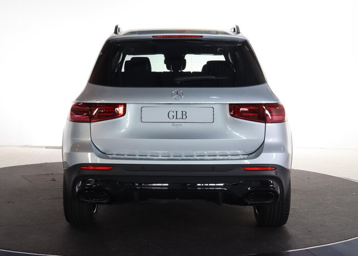 Mercedes-Benz GLB 180 Business Solution AMG