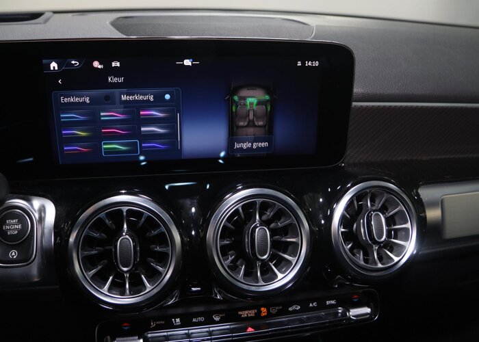 Mercedes-Benz GLB 180 Business Solution AMG