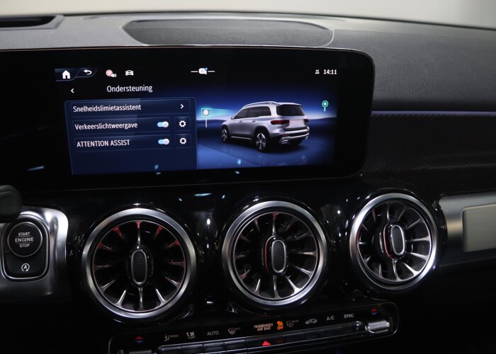 Mercedes-Benz GLB 180 Business Solution AMG