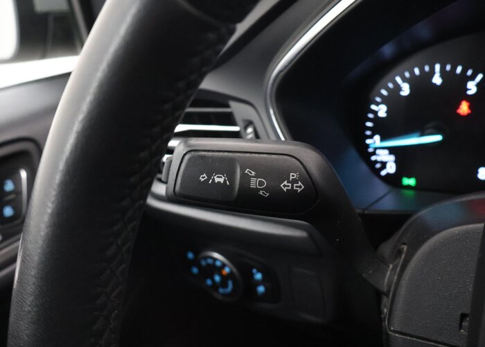 Ford FOCUS Wagon 1.0 EcoBoost Titanium Business