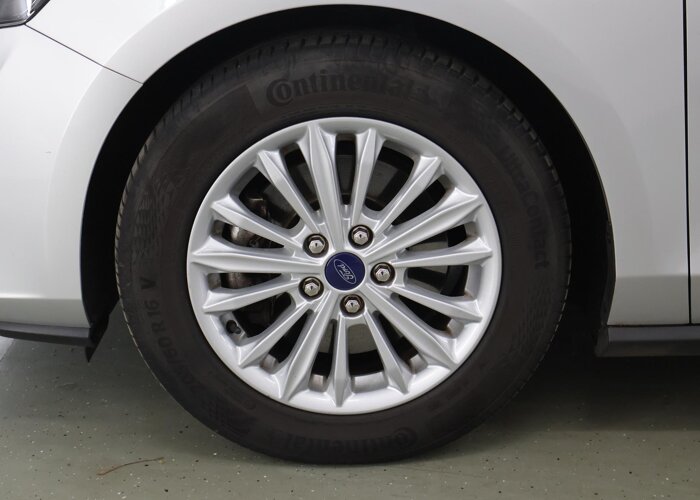 Ford FOCUS Wagon 1.0 EcoBoost Titanium Business