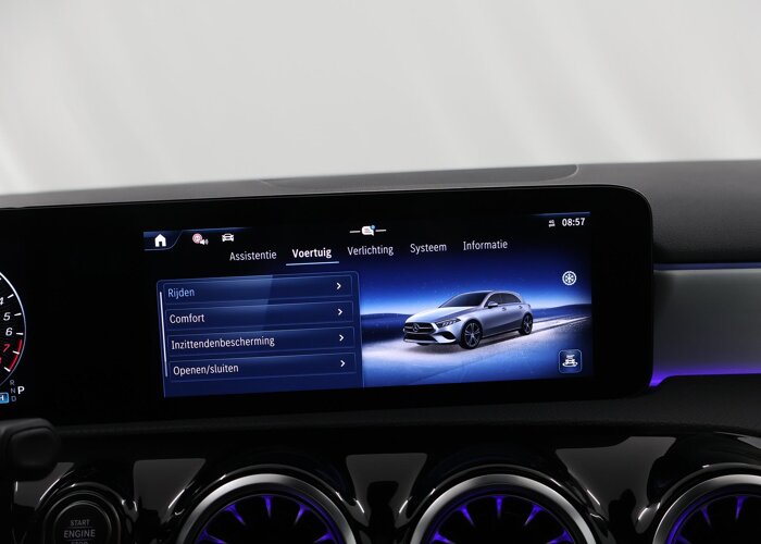 Mercedes-Benz A-Klasse 250 e Business Solution AMG