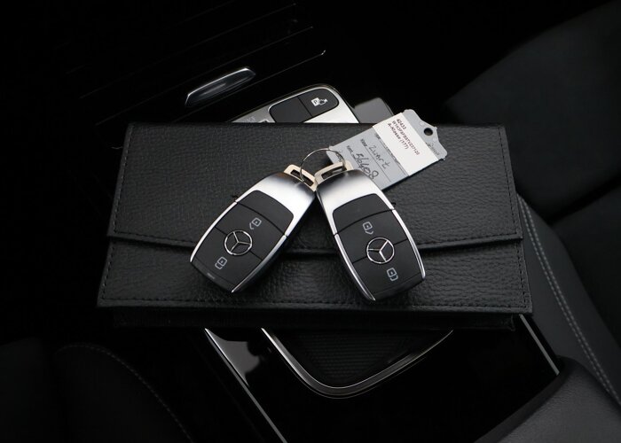 Mercedes-Benz A-Klasse 250 e Business Solution AMG