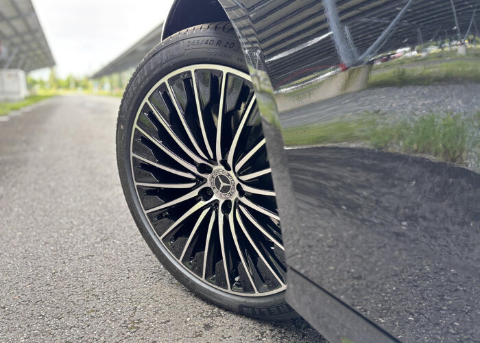 Mercedes-Benz E-Klasse 300 e Sport Edition