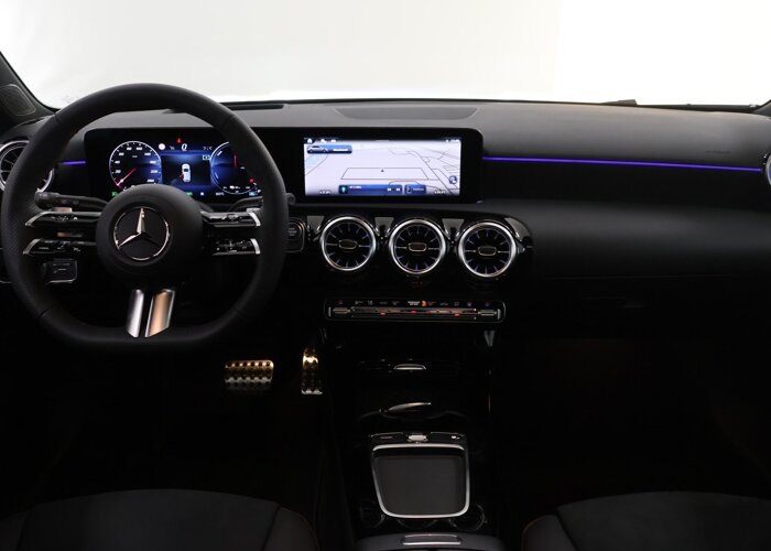 Mercedes-Benz A-Klasse 250e Business Solution AMG
