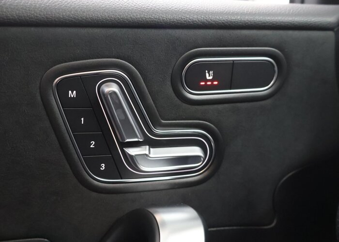 Mercedes-Benz A-Klasse 250e Business Solution AMG
