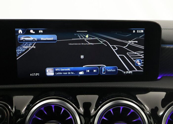 Mercedes-Benz CLA-Klasse 180 Shooting Brake Star Edition Luxury line