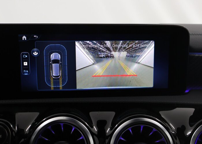 Mercedes-Benz CLA-Klasse 180 Shooting Brake Star Edition Luxury line