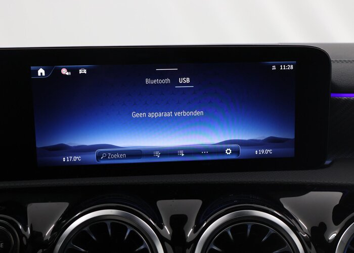 Mercedes-Benz CLA-Klasse 180 Shooting Brake Star Edition Luxury line