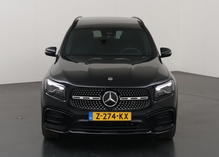 Mercedes-Benz GLB 180 AMG Line