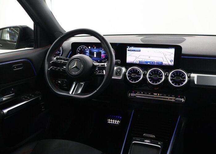 Mercedes-Benz GLB 180 AMG Line