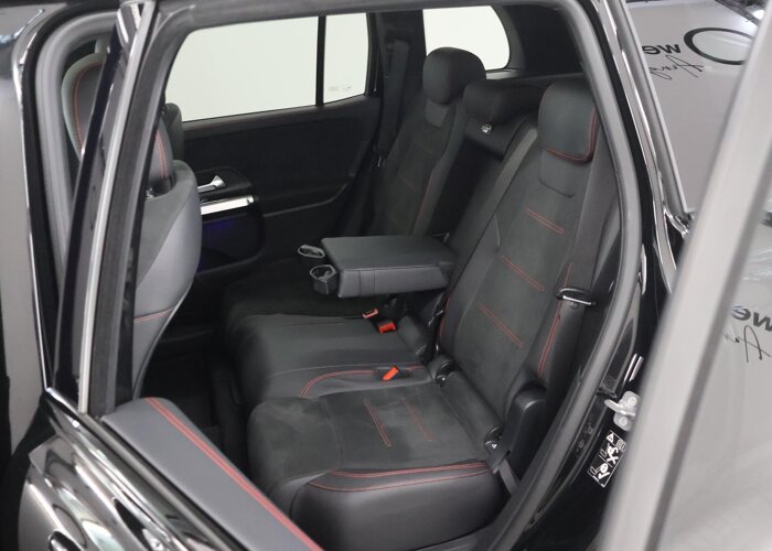 Mercedes-Benz GLB 180 AMG Line